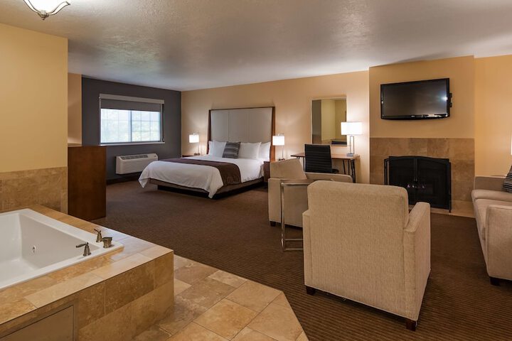 Best Western Plus Cottontree Inn North Salt Lake | Bookonline.com