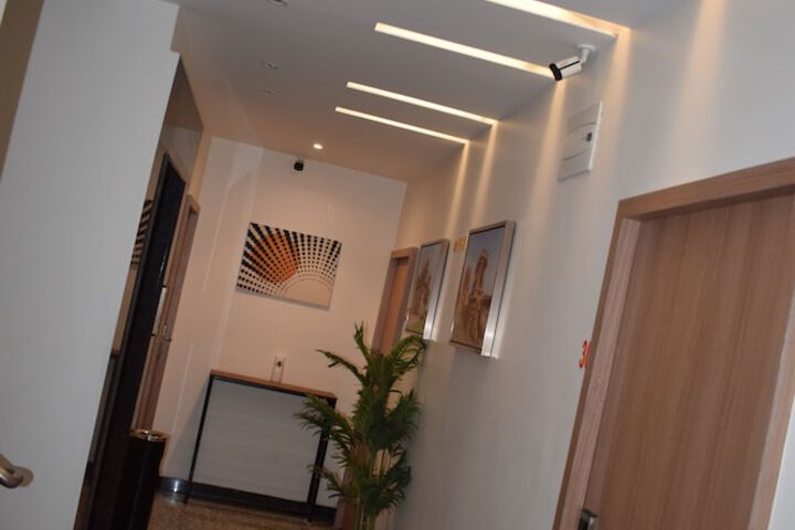 Ballroom/Hall 33 of 43