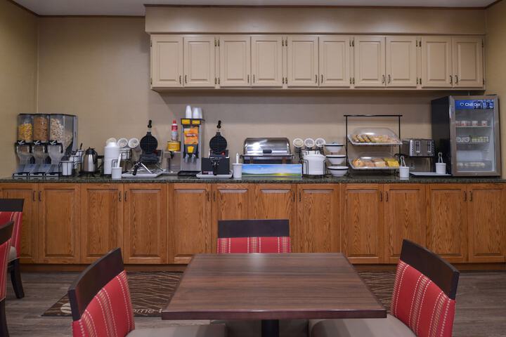 Breakfast area