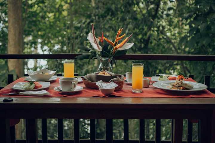 Breakfast/Coffee Service 66 of 74