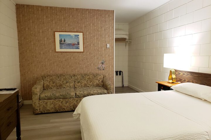 Room 15 of 81
