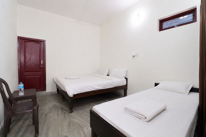 Room 2 of 14