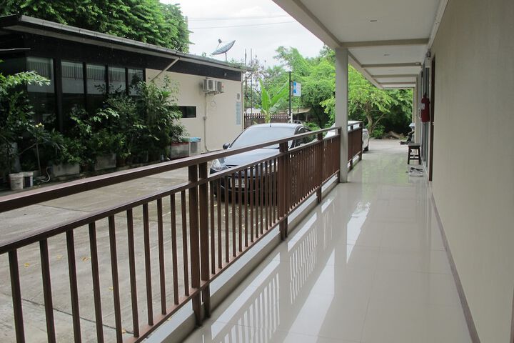 Terrace/Patio 26 of 33