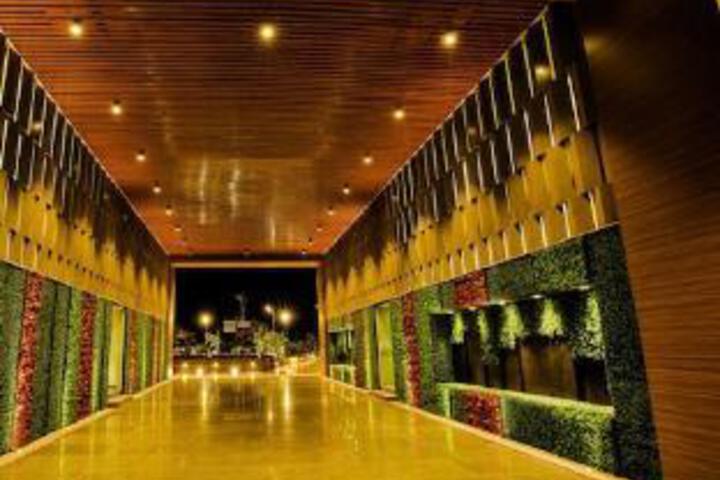 Hotel 17 of 37