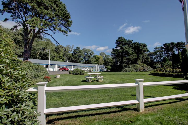 Property Grounds 16 of 16