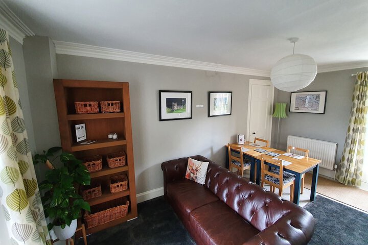 Room 3 of 32