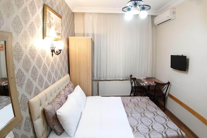 Room 64 of 123