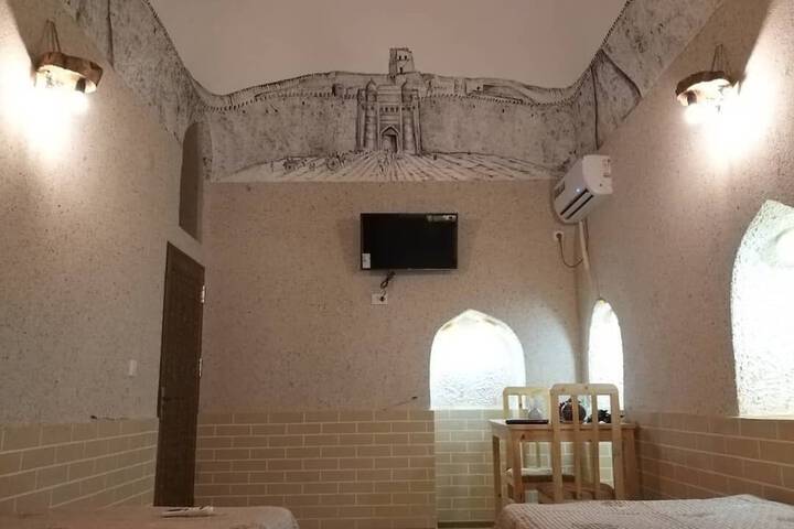Room 14 of 46
