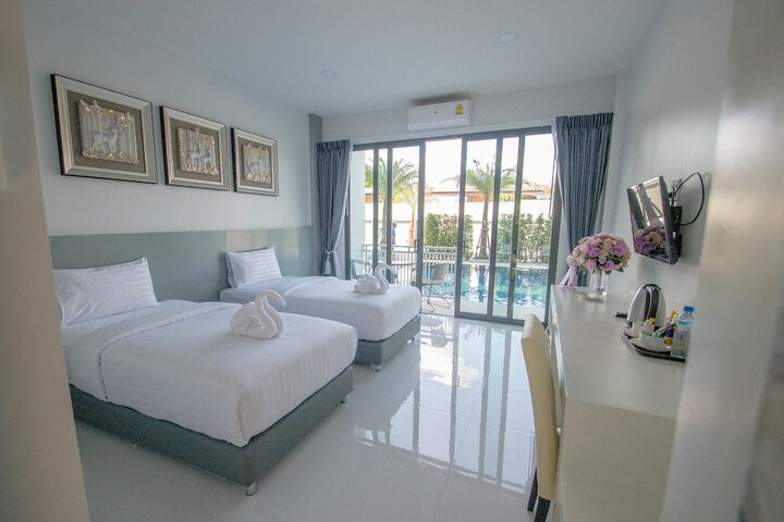 Room 10 of 91