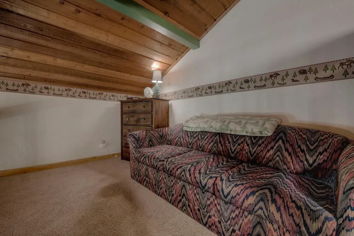 Room 4 of 21