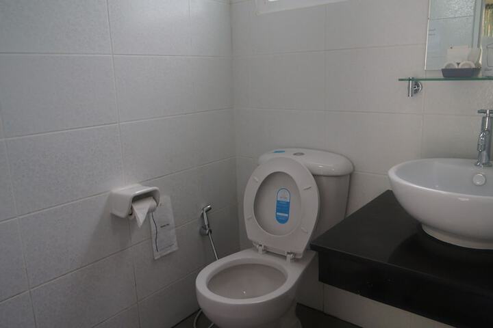 Room 14 of 48
