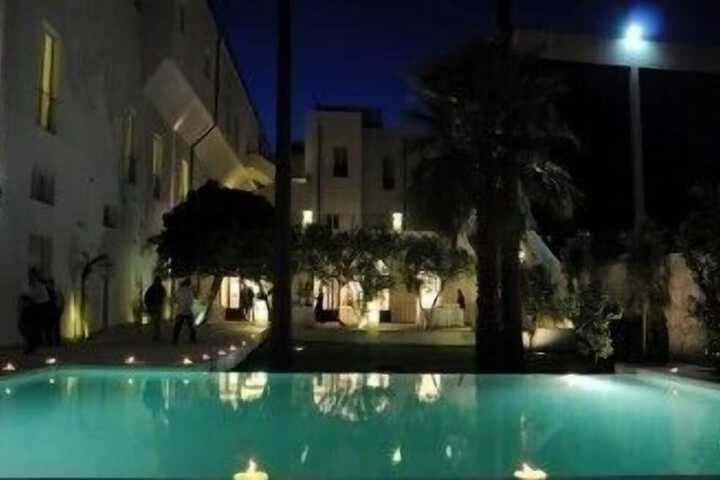 Pool 36 of 61