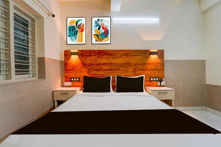 Townhouse Oak Karyavattom Near Green Field Stadium