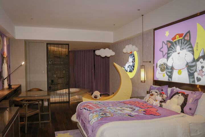 Room 10 of 118