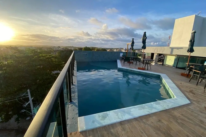 Pool 12 of 21