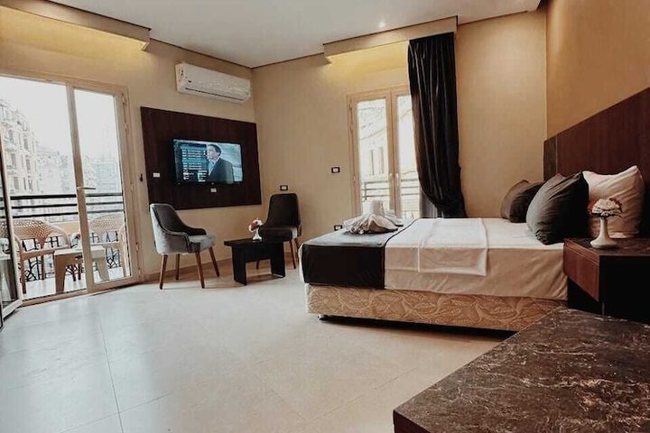 Room 26 of 110