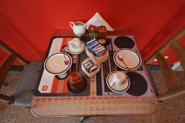 Breakfast/Coffee Service 9 of 46