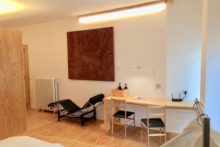 Room 7 of 29