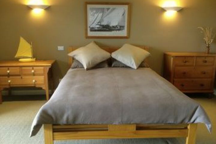 Room 5 of 24