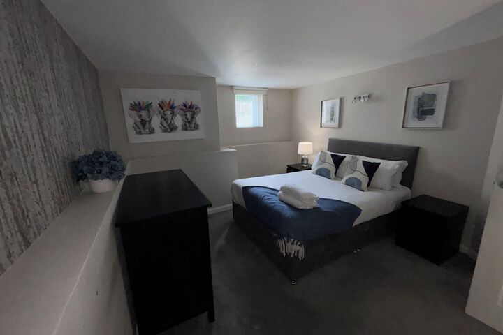 Room 54 of 106