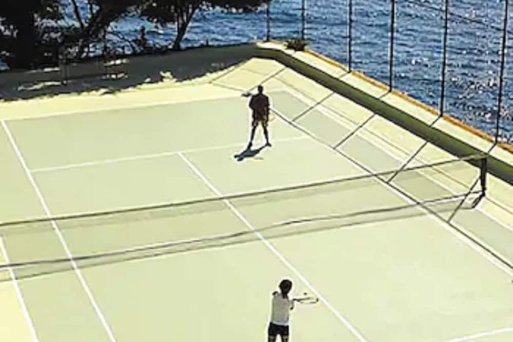 Tennis court