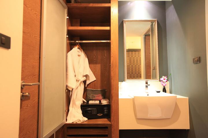Bathroom Vanities