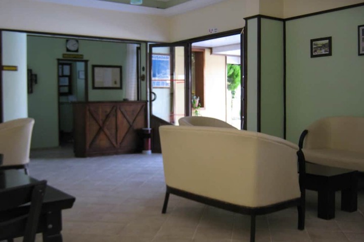 Guest Lobby