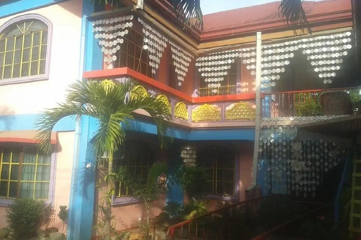 OYO 639 Colors Mansion