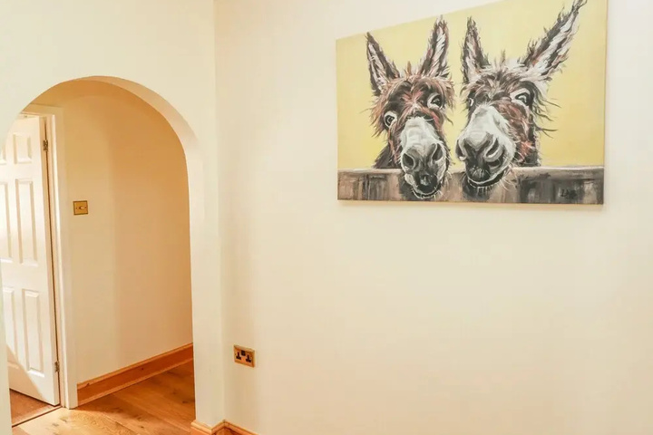 Room 9 of 21