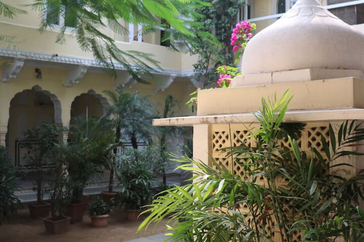Hotel Exterior 67 of 73