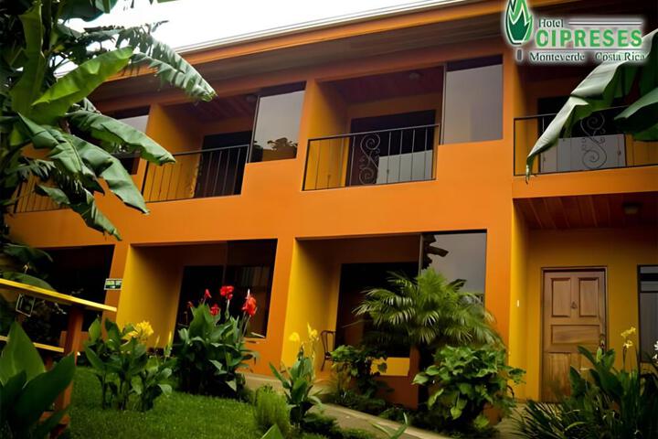 Hotel Cipreses Monteverde