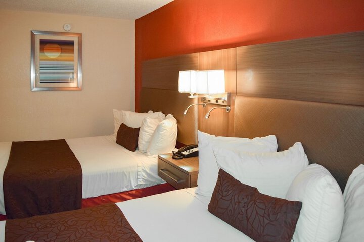 Room 14 of 23
