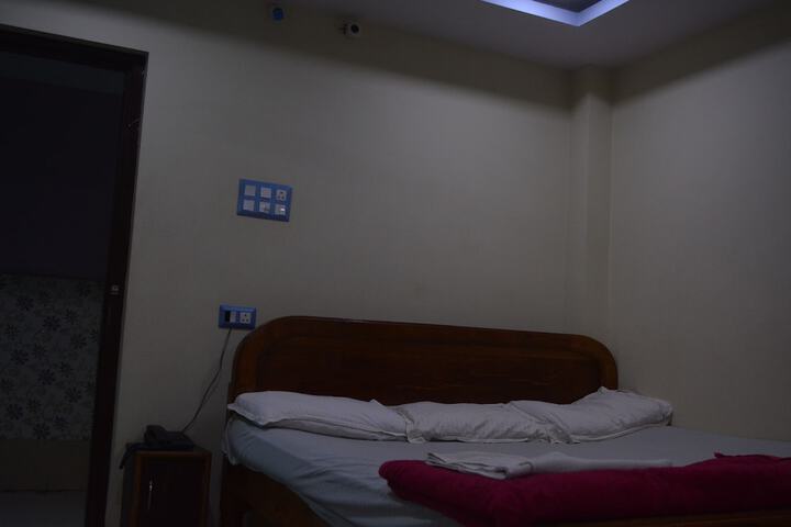 Room 36 of 94