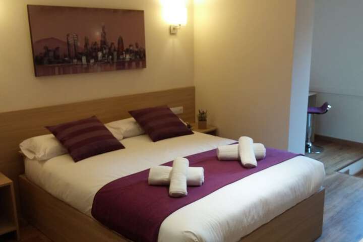 Room 4 of 42