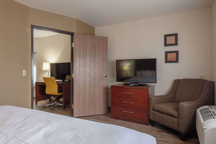 Room 90 of 132