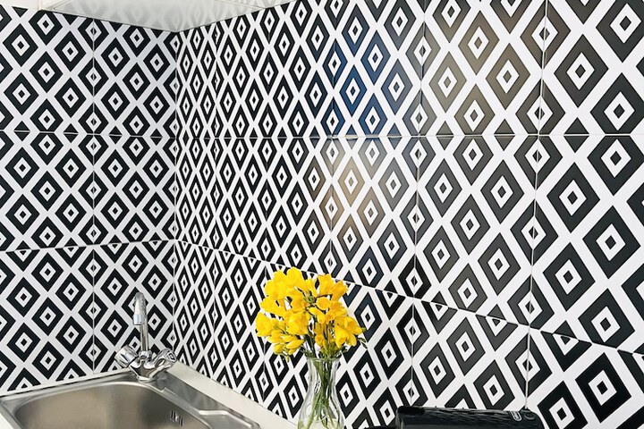 Room 23 of 61