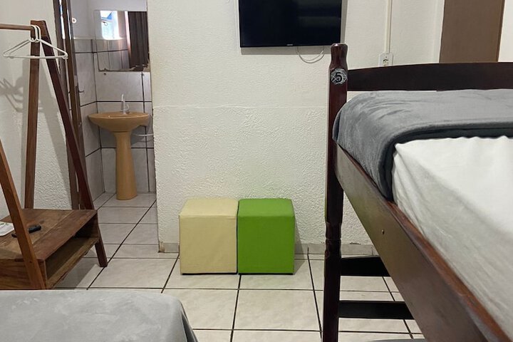 Room 8 of 35