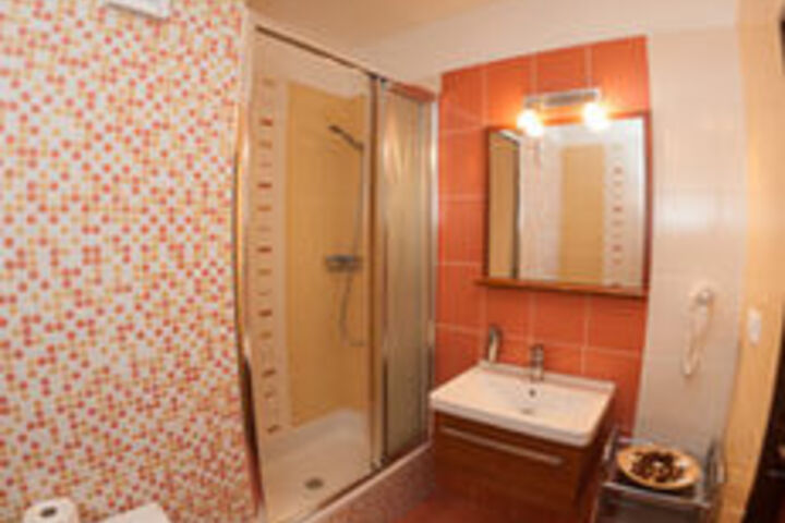 Room 9 of 57