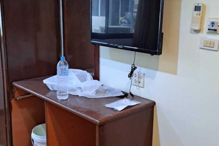 Room 2 of 11