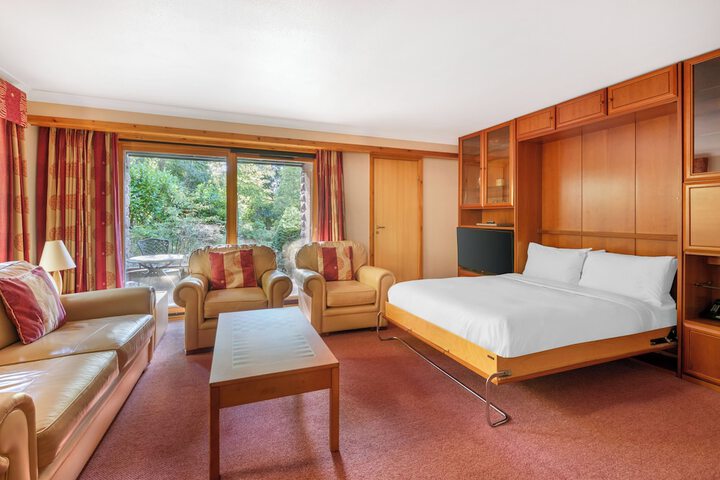 Room 20 of 83
