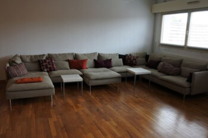 Room 13 of 39