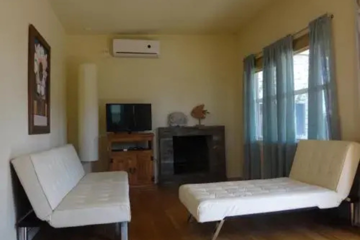 Room 3 of 11