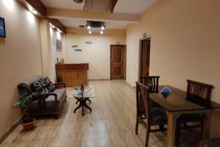 Room 4 of 5