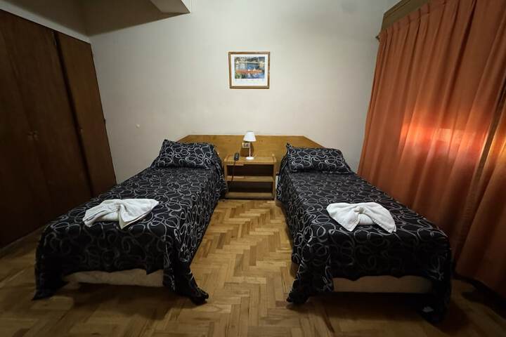 Room 12 of 16