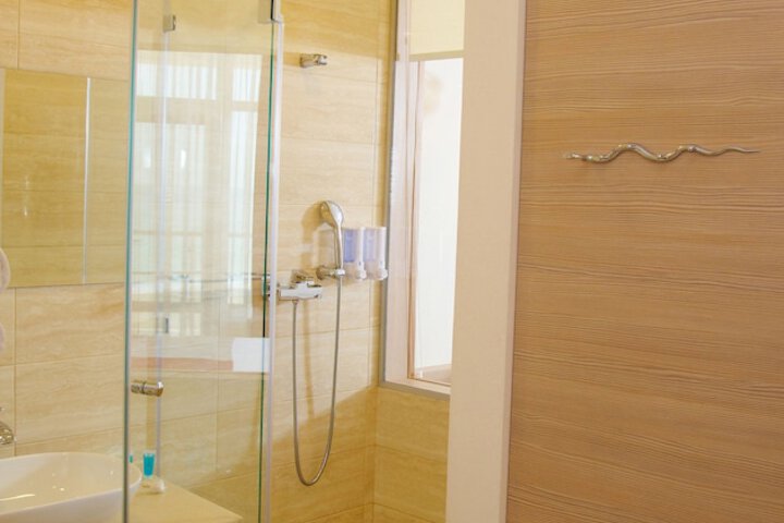 Room 35 of 51