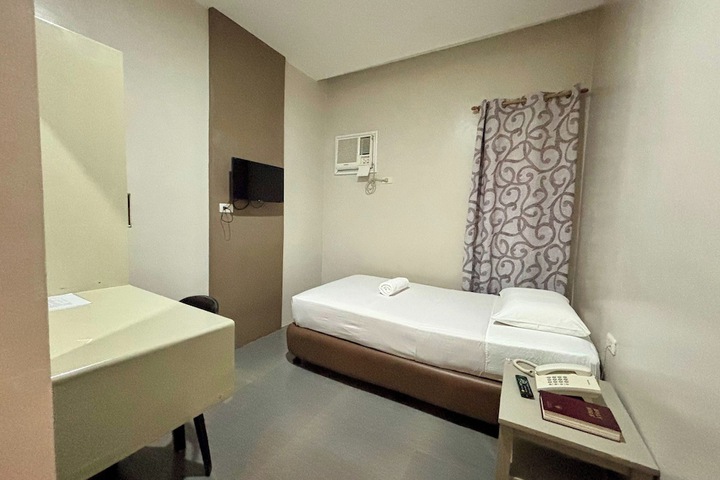 Room 36 of 96