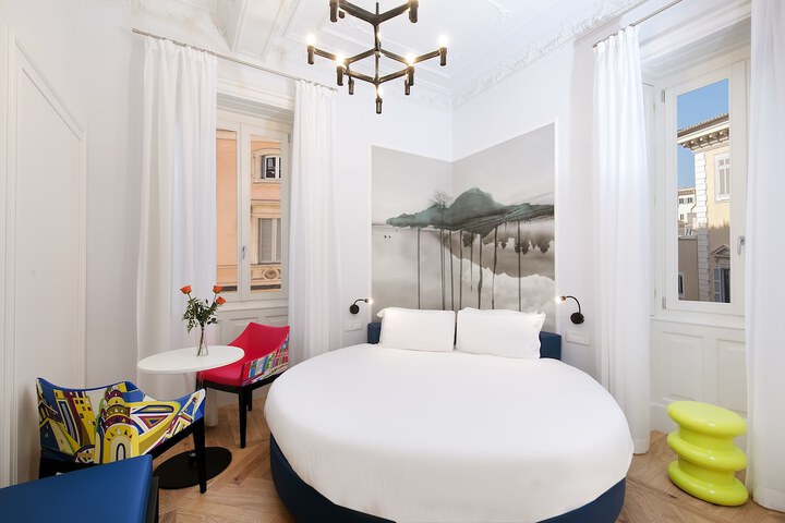 Room 15 of 188