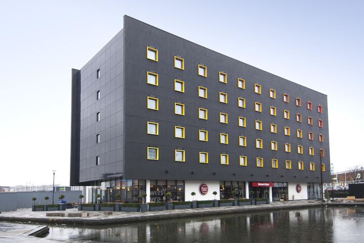 Hotel 27 of 28