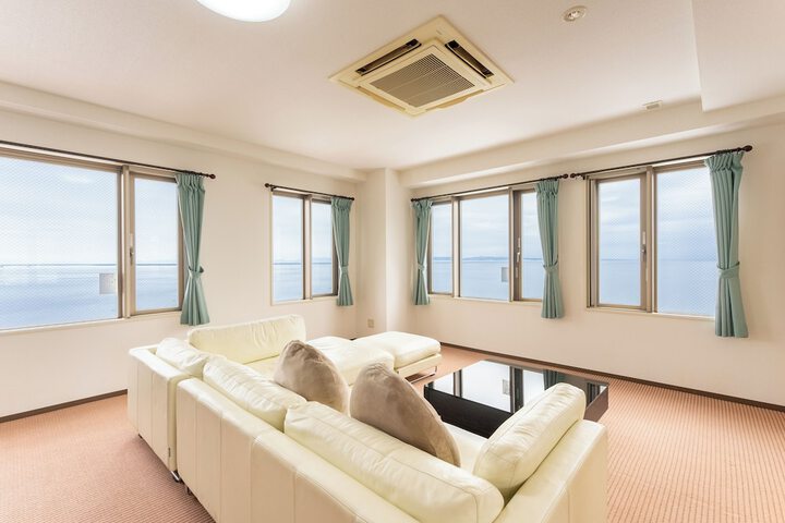 Room 44 of 62