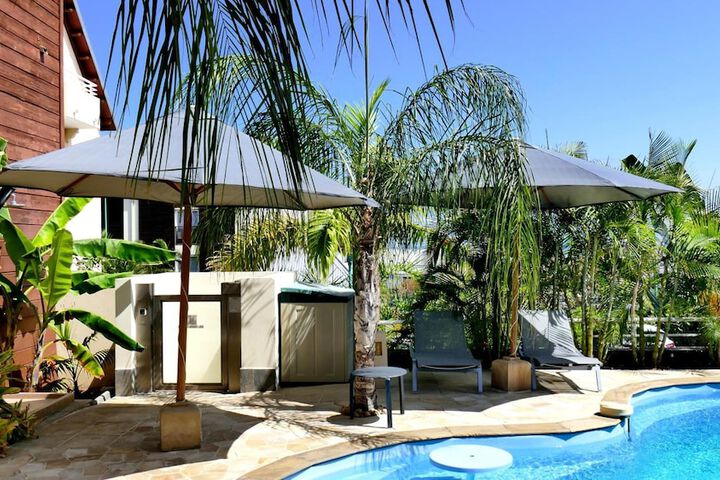 Hotel with Pool